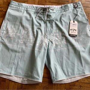 Billabong LoTide Mens Board Shorts -New with tags